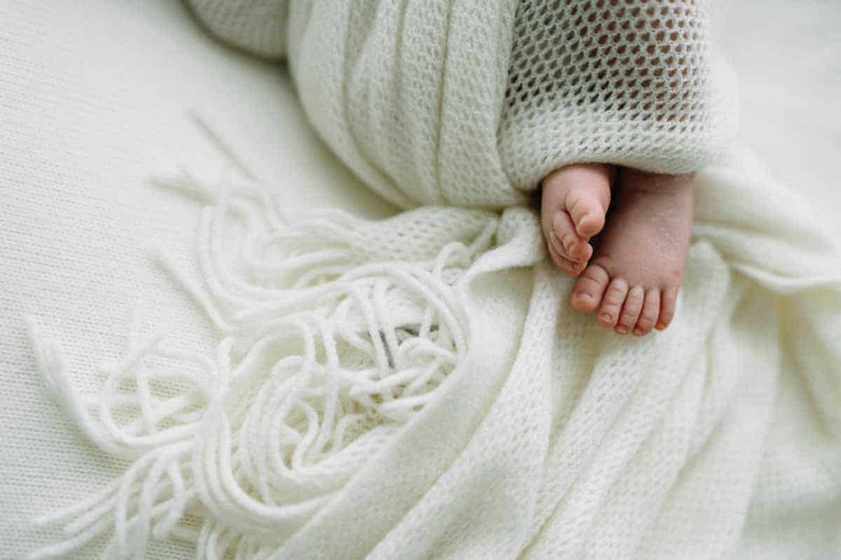 Baby fotografering i Vejle af høj kvalitet og kreativ indgangsvinkel